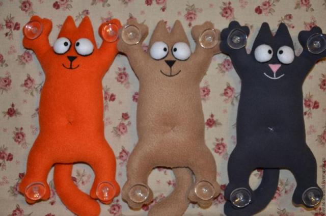 Кот Саймон с выкройкой: учимся быстрому пошиву мягкой игрушки